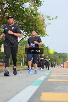 Runner Photo 5687463