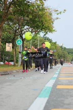 Runner Photo 5687471