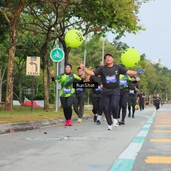 Runner Photo 5687479