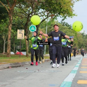Runner Photo 5687496