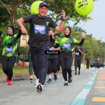 Runner Photo 5687545