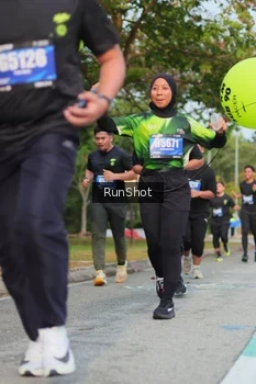 Runner Photo 5687575