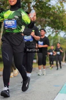 Runner Photo 5687619
