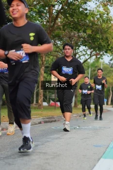 Runner Photo 5687624