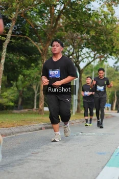 Runner Photo 5687644