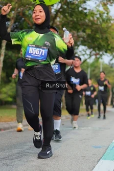 Runner Photo 5687653
