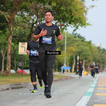 Runner Photo 5687661