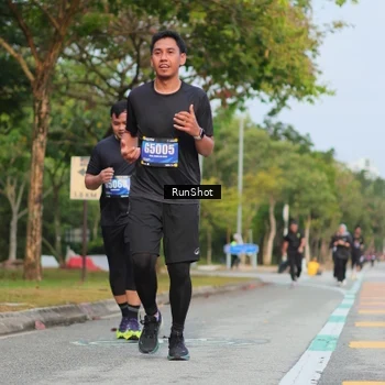Runner Photo 5687667