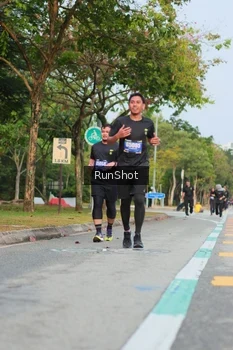 Runner Photo 5687686