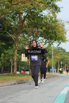Runner Photo 5687727