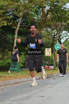 Runner Photo 5687758