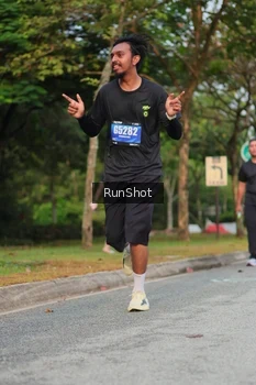 Runner Photo 5687772