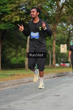 Runner Photo 5687774