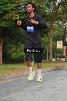 Runner Photo 5687775