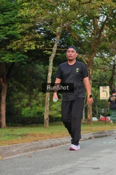 Runner Photo 5687793