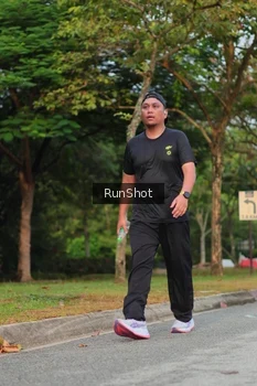 Runner Photo 5687800