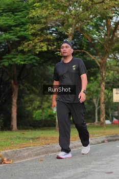 Runner Photo 5687810