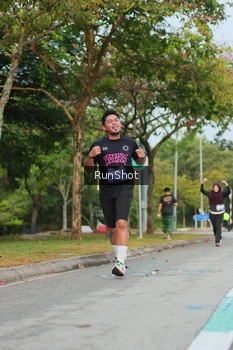 Runner Photo 5687818