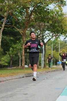 Runner Photo 5687820