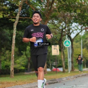 Runner Photo 5687841
