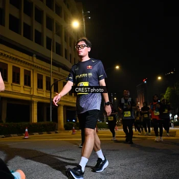 Runner Photo 5687853