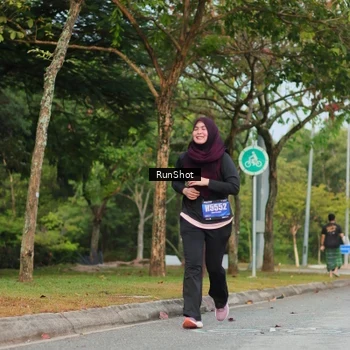 Runner Photo 5687859
