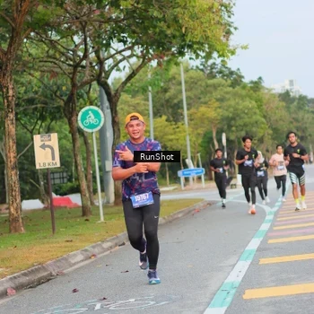 Runner Photo 5687911