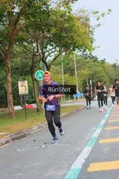 Runner Photo 5687926