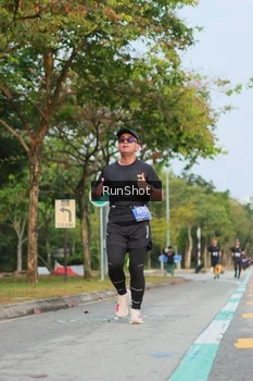 Runner Photo 5687929