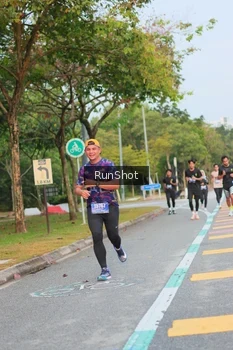 Runner Photo 5687950