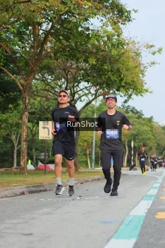 Runner Photo 5687953