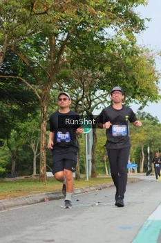Runner Photo 5687958