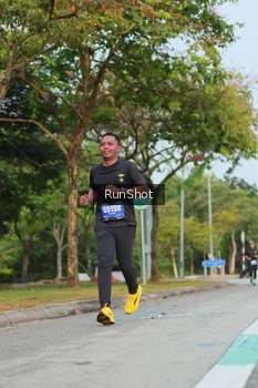 Runner Photo 5687994