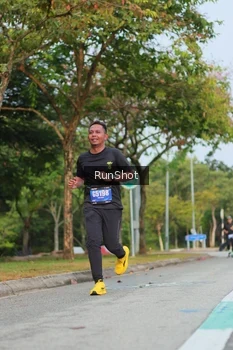 Runner Photo 5687995