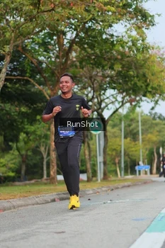 Runner Photo 5688002