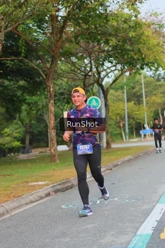 Runner Photo 5688004