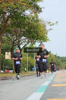 Runner Photo 5688005