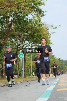 Runner Photo 5688015