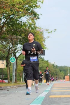 Runner Photo 5688022