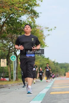 Runner Photo 5688024