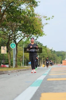 Runner Photo 5688049