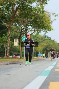 Runner Photo 5688064