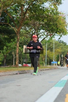 Runner Photo 5688068