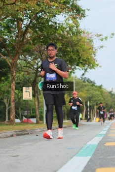 Runner Photo 5688069