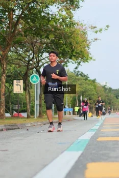 Runner Photo 5688080