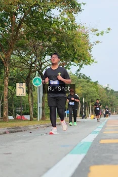 Runner Photo 5688086
