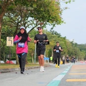Runner Photo 5688103