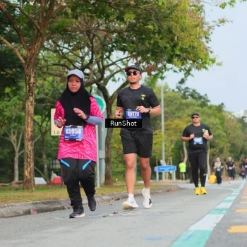Runner Photo 5688105