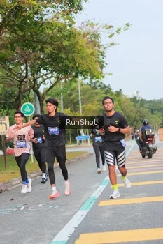 Runner Photo 5688109