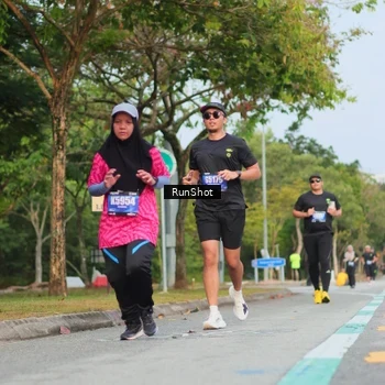 Runner Photo 5688111